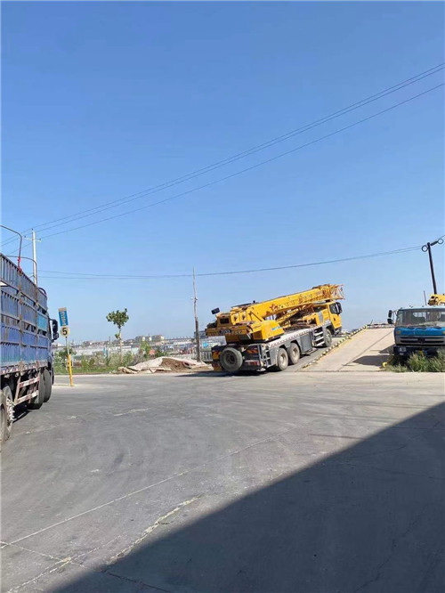 西充县25吨吊车的租赁价格大概是多少？